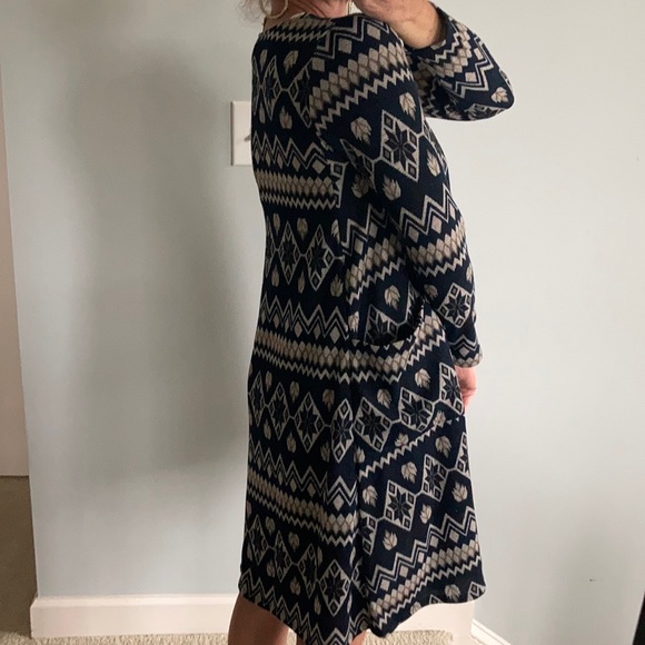 ♥️1 SIZE SMALL♥️Navy & Taupe Aztec Print Cardigan - Picture 7 of 8